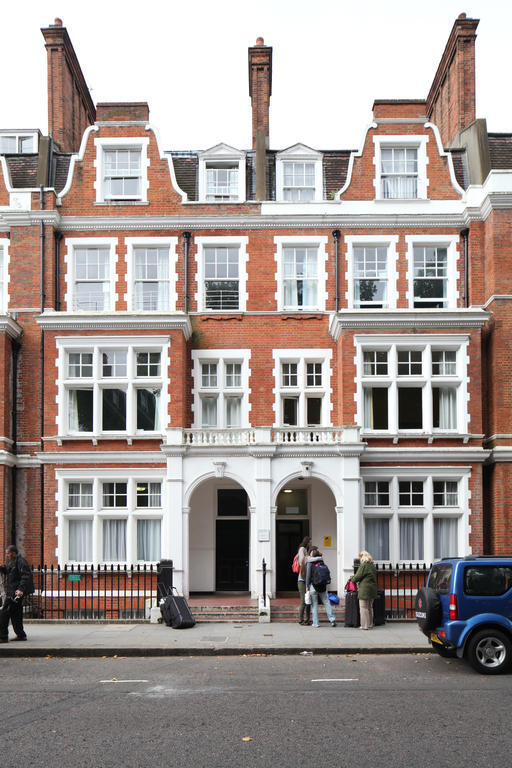 Evelyn Gardens Hostel London Exterior photo